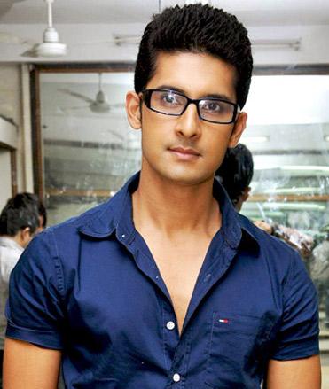 Ravi Dubey photo