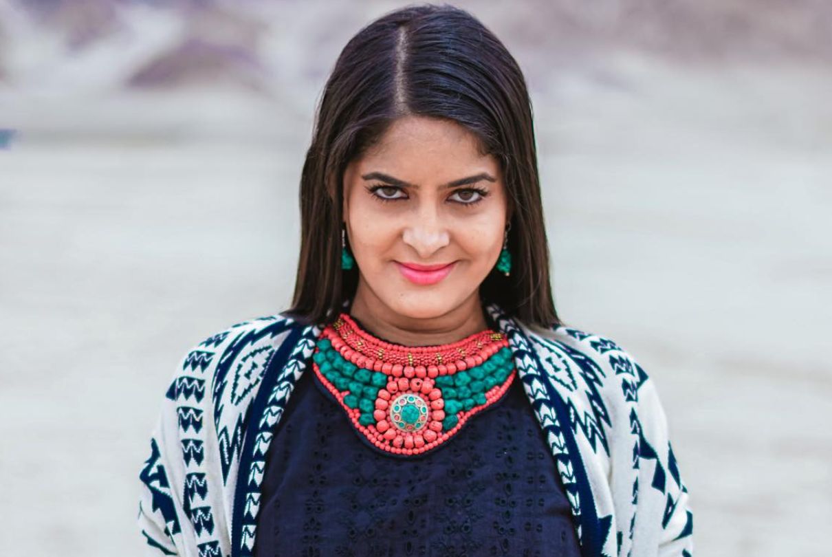 Anisha Dixit — Bio Table