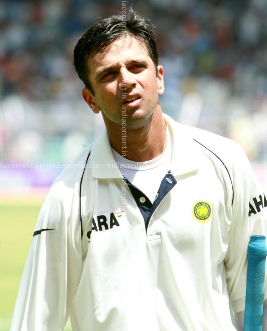 659-rahul-dravid-indian-cricket-team-captain--during-third-test-match-image-Rahul_Dravid_032306_BP_06