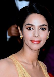 Mallika Sherawat photo